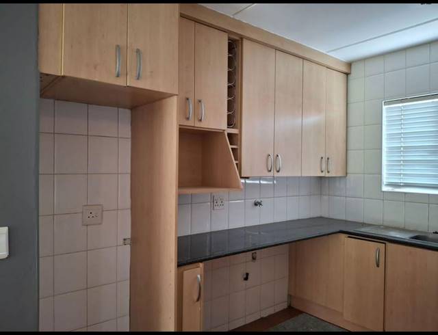 2 BEDROOM TOWNHOUSE FOR SALE IN RYNFIELD